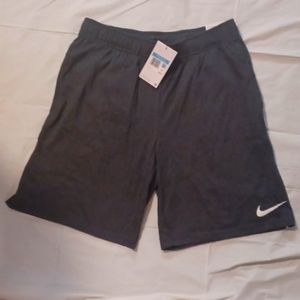 Nike Men's Medium Gray Shorts